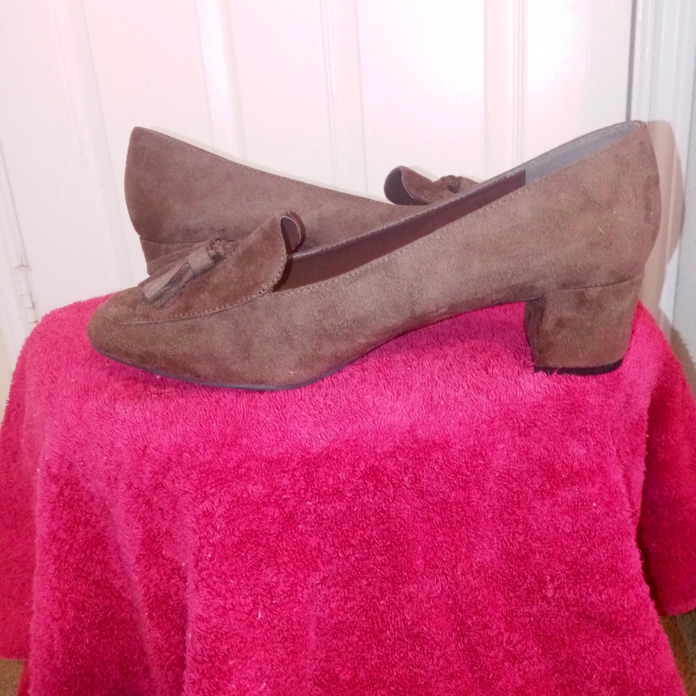 Ladies low heel pumps - Picture 2 of 5